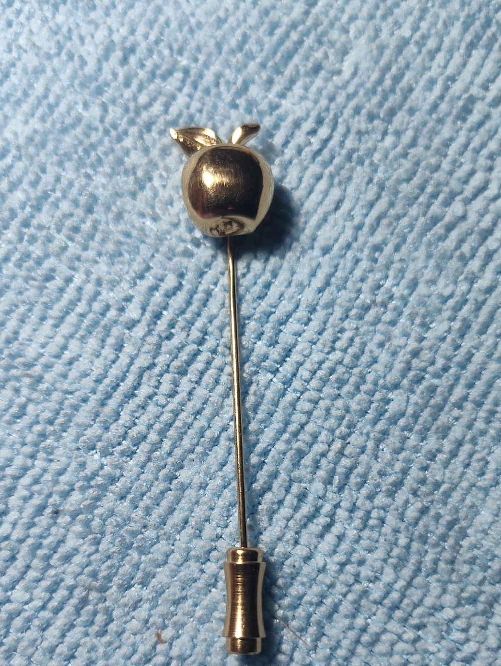 Gold-Tone Apple Stick Pin Brooch - Elegant Women’s Jewelry